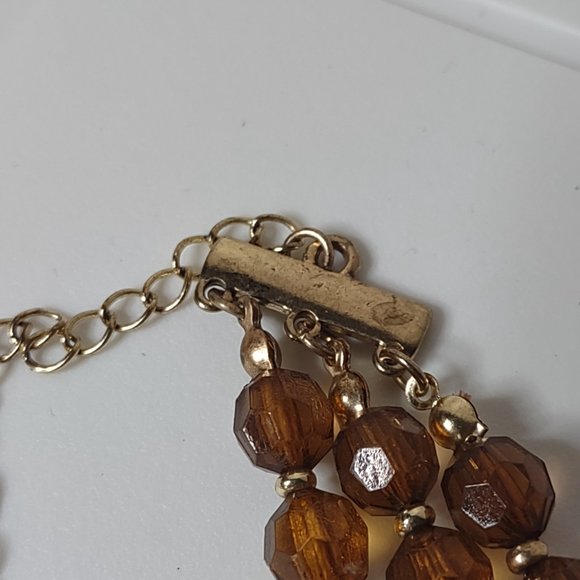 Pretty Asymmetrical Plastic Bead Layered Necklace 20 Inches Long - Picture 8 of 16